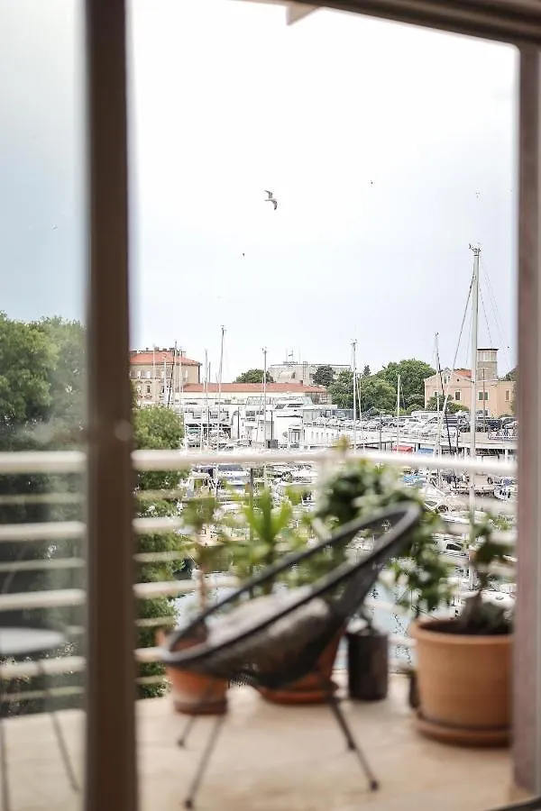 Summer Breeze Apartment Zadar 0*,